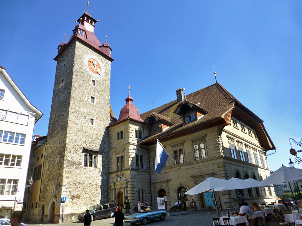 old-town-hall-lucerne-switzerland | Notable Travels
